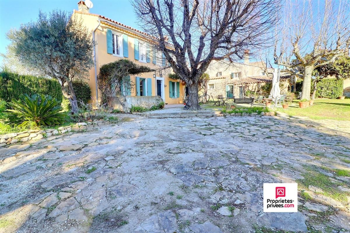 LE CASTELLET Mas Provençal  sur parcelle de  13 020 m2  avec vignes en fermage et Oliveraie 4