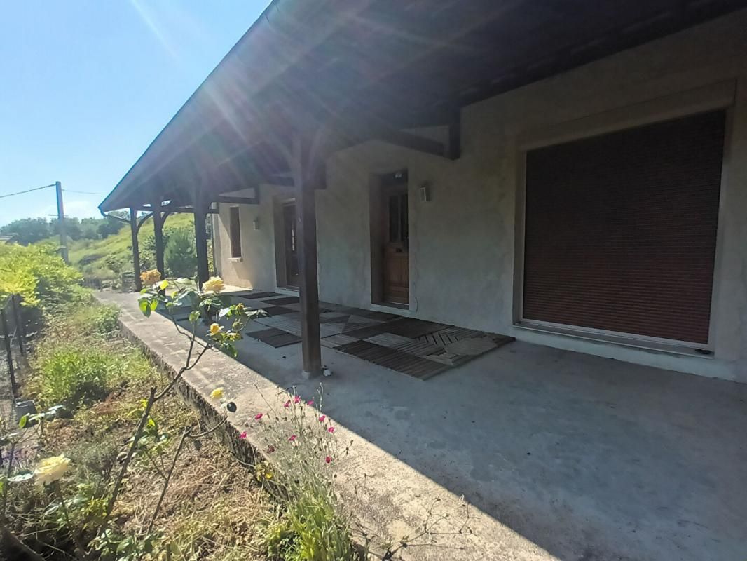 Maison familiale dans un coin de verdure