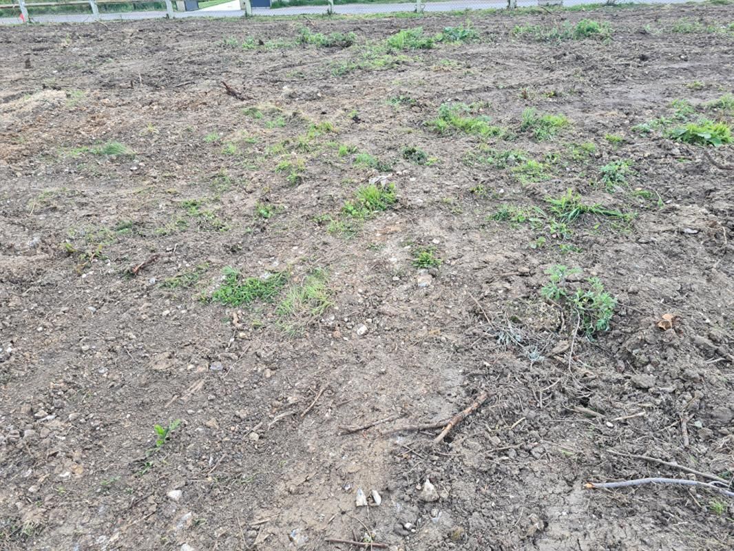 LOUVIERS Louviers - Terrain à bâtir plat de 701 m2 avec une belle vue - Prix 76.990 3