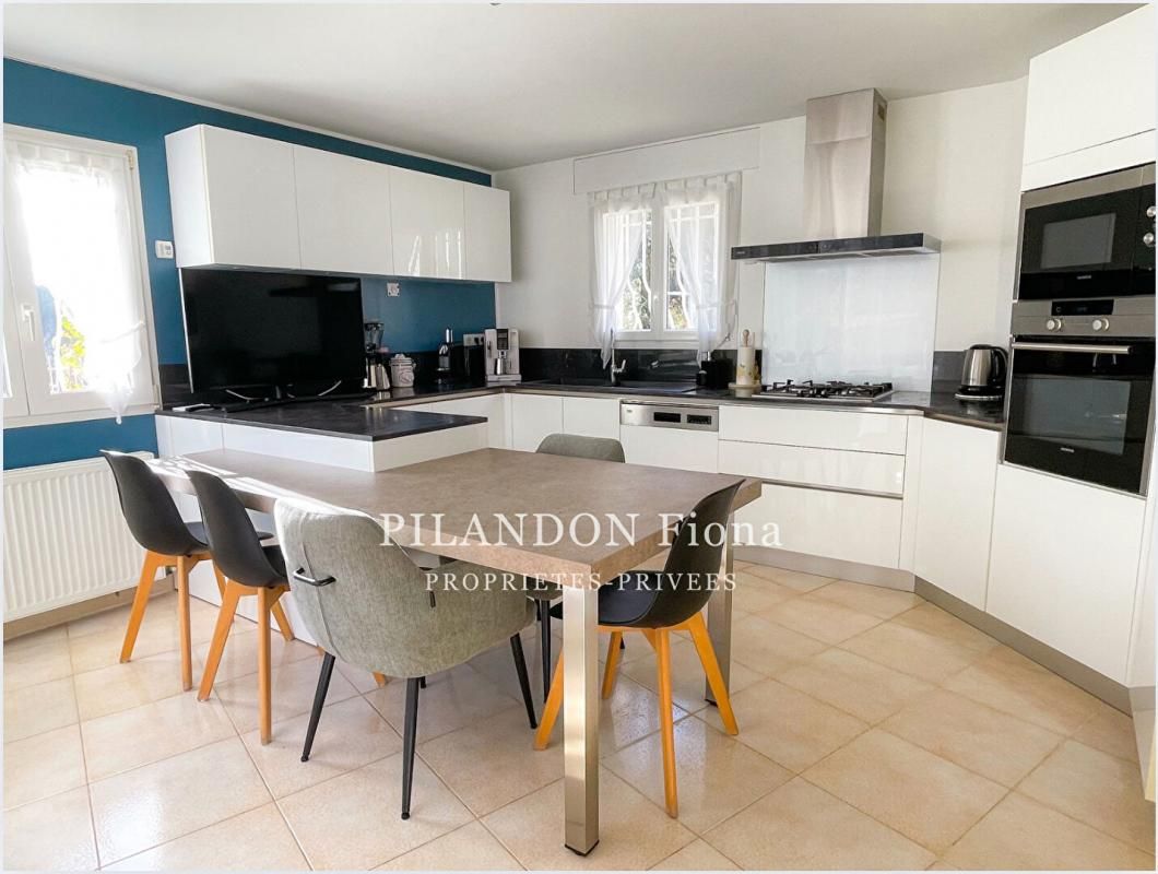 LAURIS Exclusivité - Villa 8P de 214 m² au charme unique 4