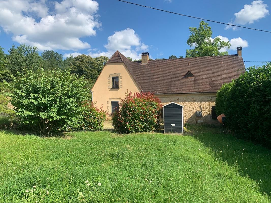 SARLAT-LA-CANEDA 4 logements loués sarlat 7 chbres 4
