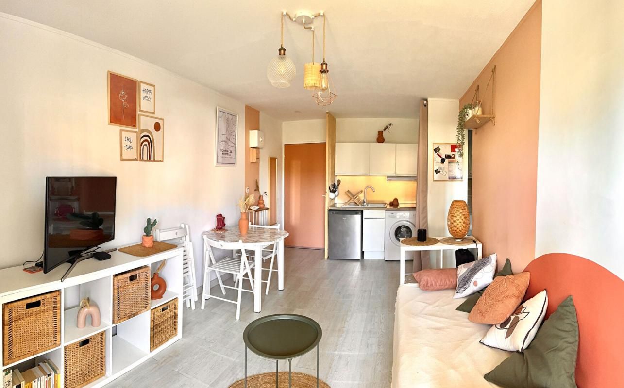 Appartement T2 entièrement rénové à vendre à bormes les mimosas proche plage