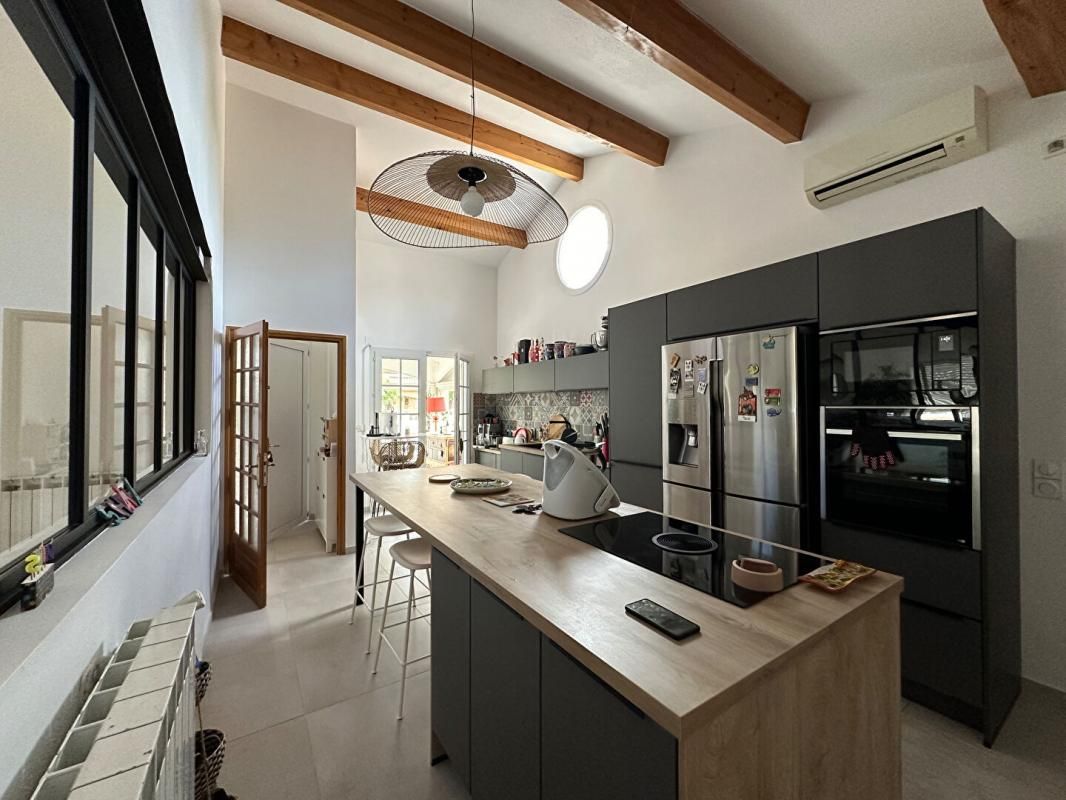 PEROLS Maison 5 pièce(s) 147 m2 2