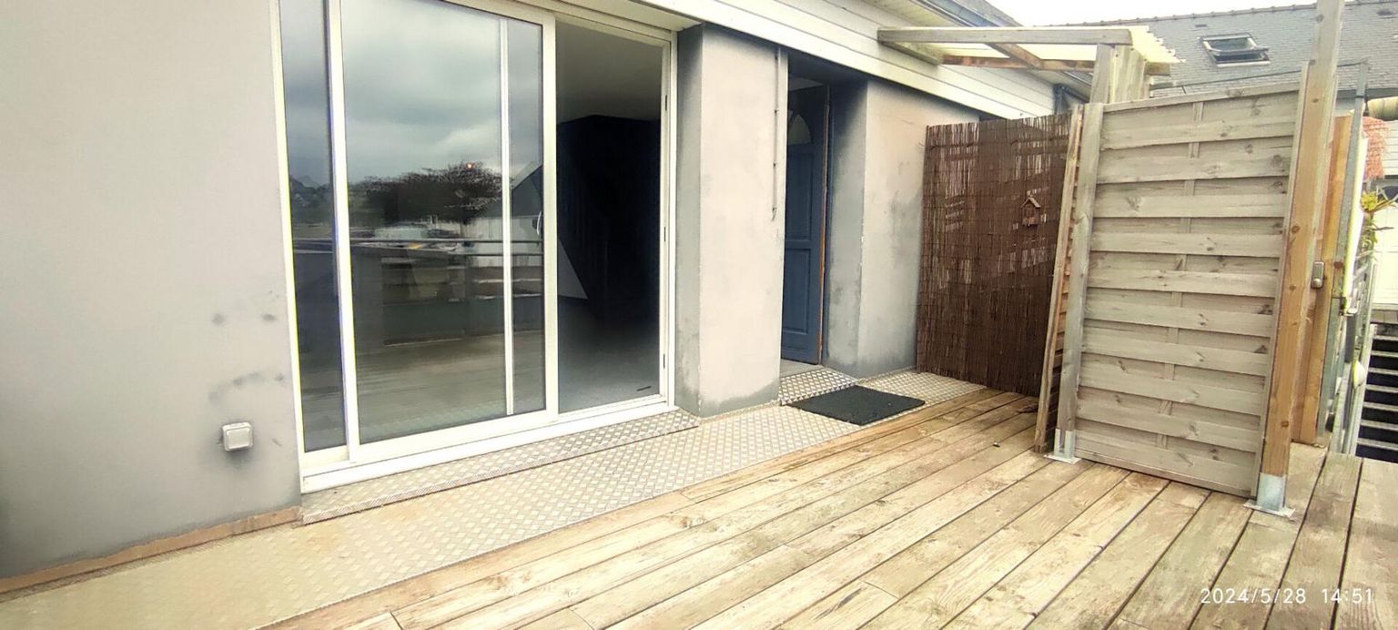 56600 LANESTER Coup de coeur pour cet appartement Triplex T5, d'une surface d'environ 97 m²,   5 ch, 1 Terrasse,  1er et dernier étage   sans ascenseur, Prix 233 200