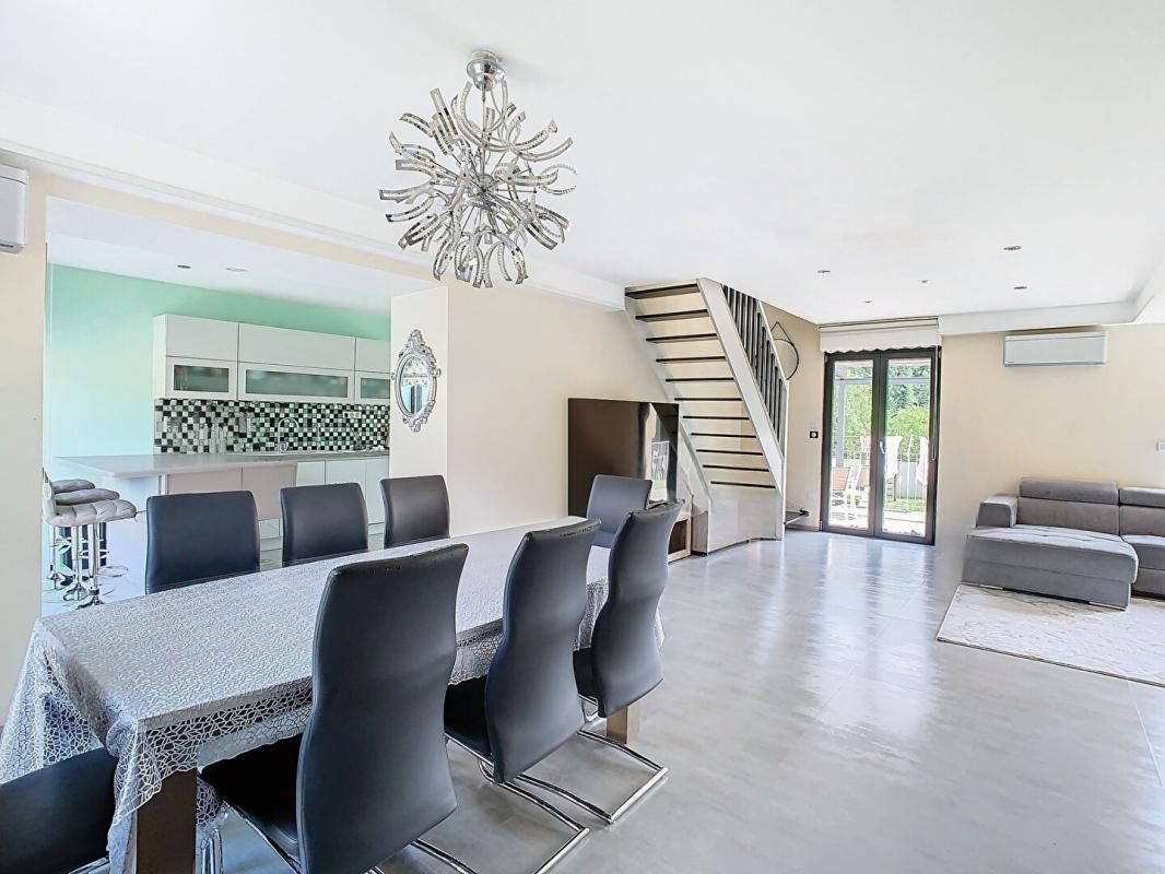 CAUFFRY PAVILLON INDEPENDANT - 135M² - 4 CHAMBRES DONT UNE SUITE PARENTALE - JARDIN -DEPENDANCE  - 6090 CAUFFRY 4