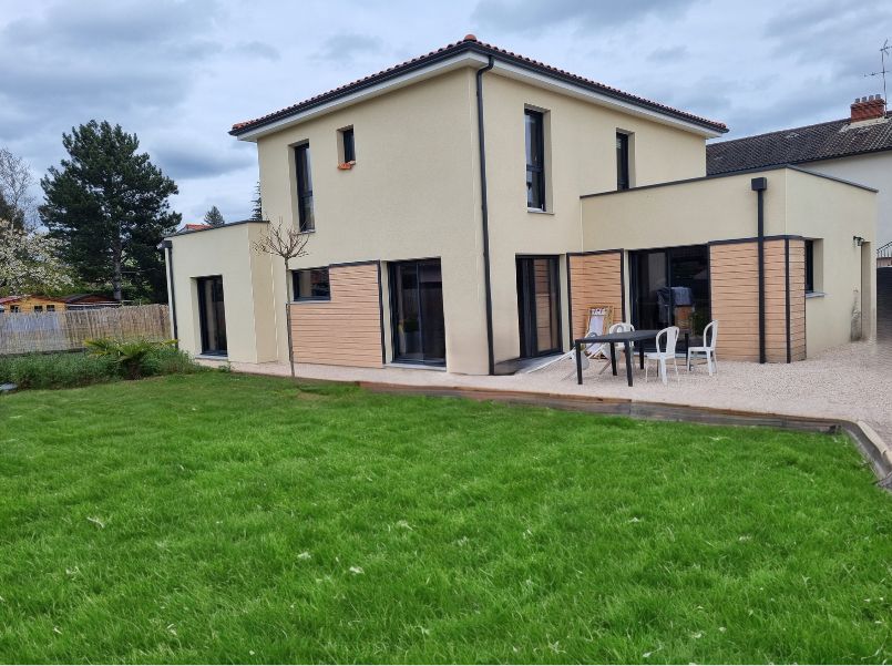 Maison récente Anse 7 pièces 170 m2