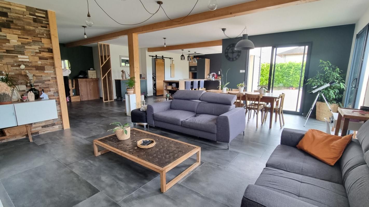 ANSE Maison récente Anse 7 pièces 170 m2 4
