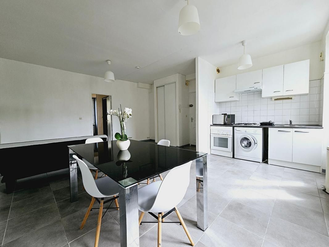 BOURGES APPARTEMENT 46M² 2 PIECES 1 CHAMBRE