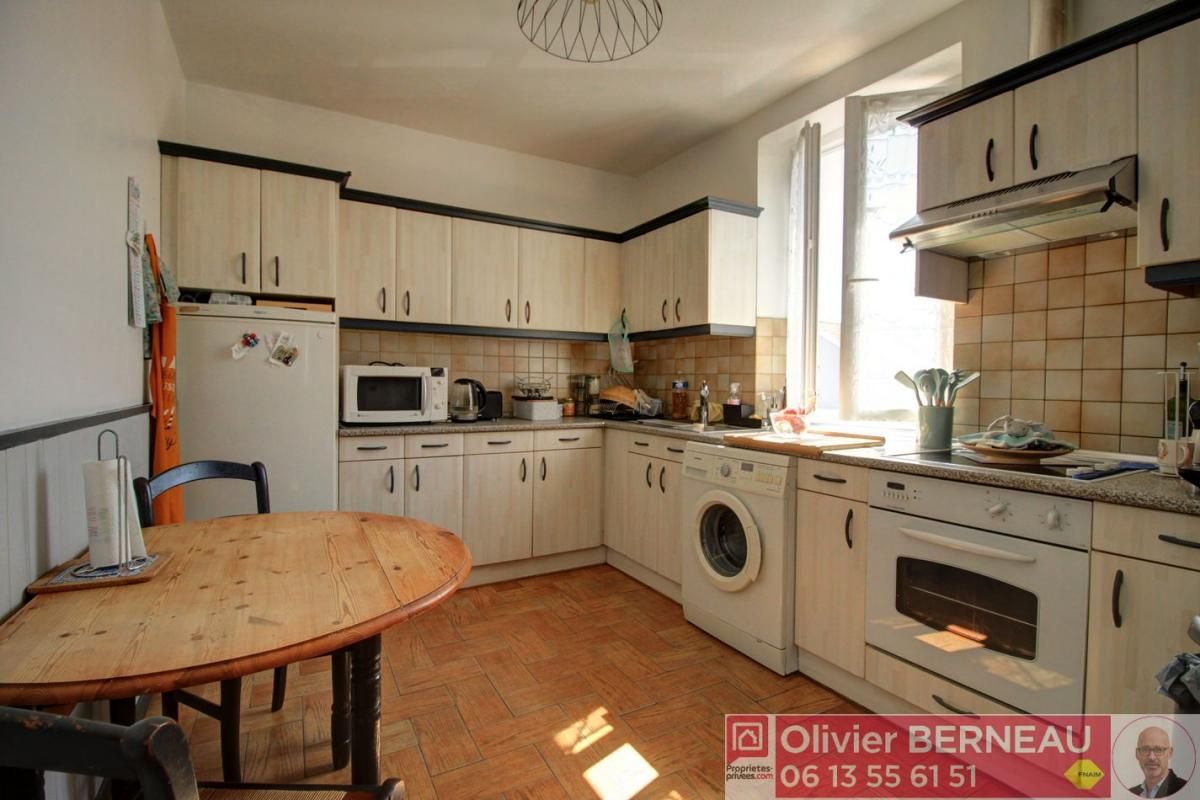 TARNOS Appartement Tarnos 5 pièce(s) 91 m2 + 90m² à réhabiliter 4