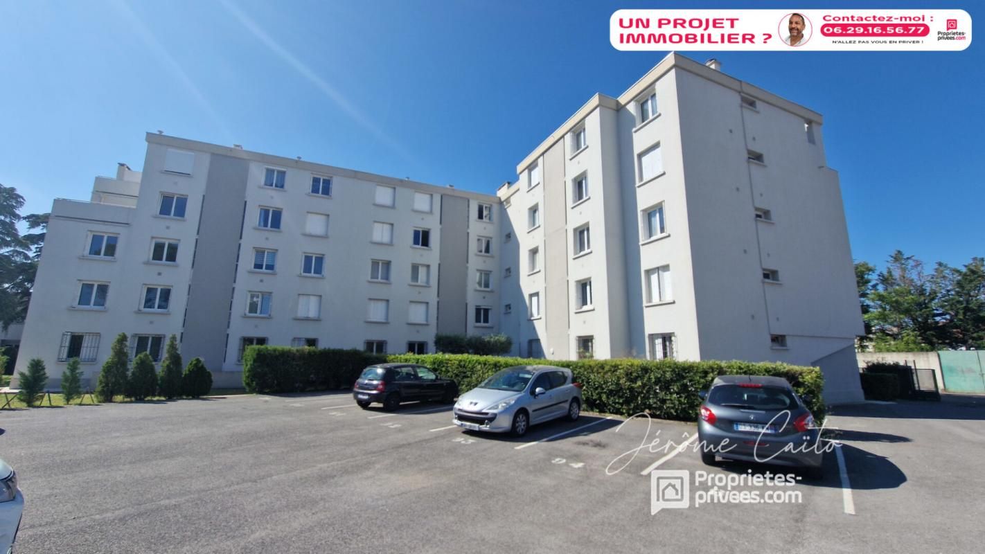 Appartement Nimes 3 pièce(s) 62,39 m2 - Parking - Cave