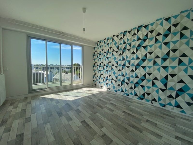 Appartement Saint Nazaire 83 m², stationnement et cave