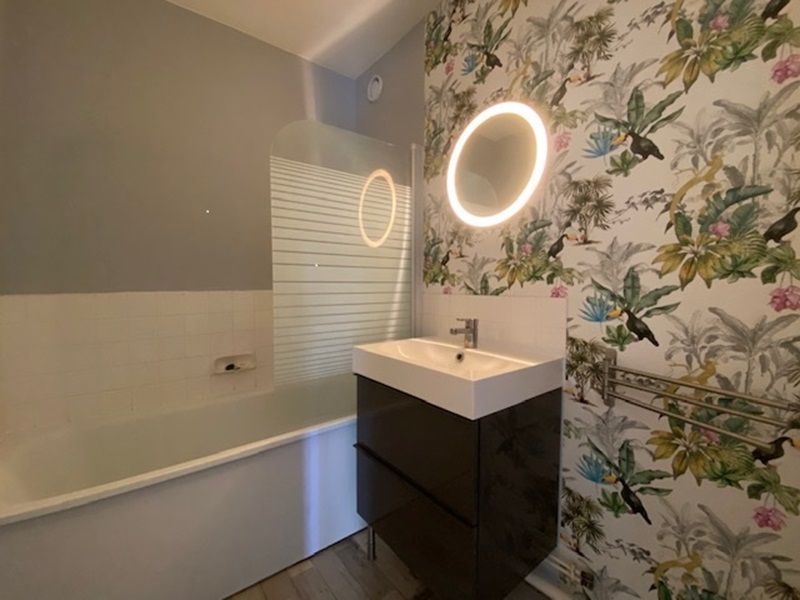 SAINT-NAZAIRE Appartement Saint Nazaire 83 m², stationnement et cave 3