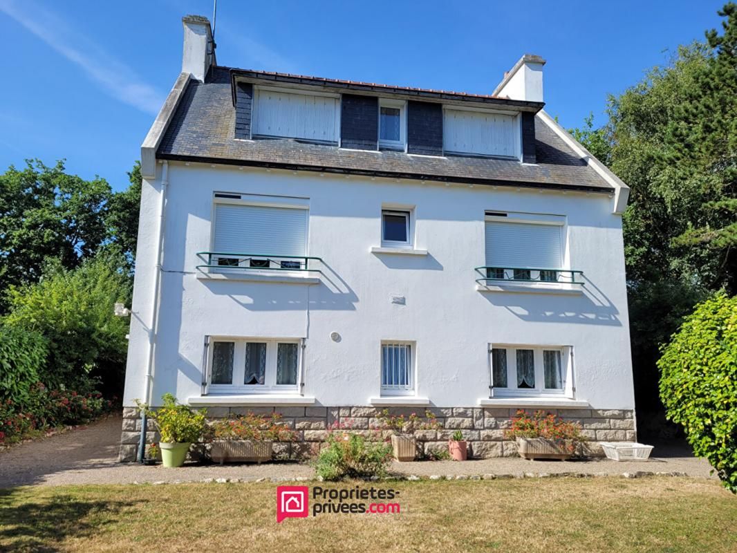 FOUESNANT - BEG MEIL - Maison 9 pièce(s) 150 m2 et dépendance