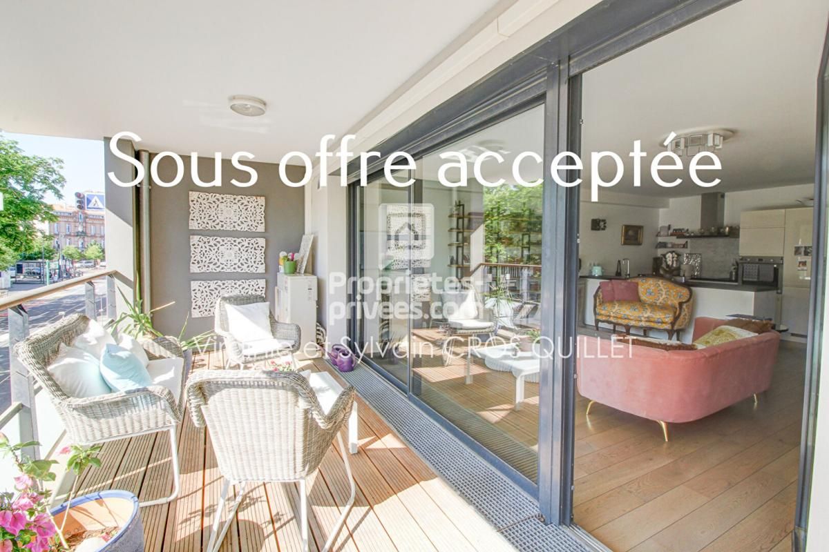 T4  RECENT AVEC BALCON COEUR BUSCA 115 m2+ place parking