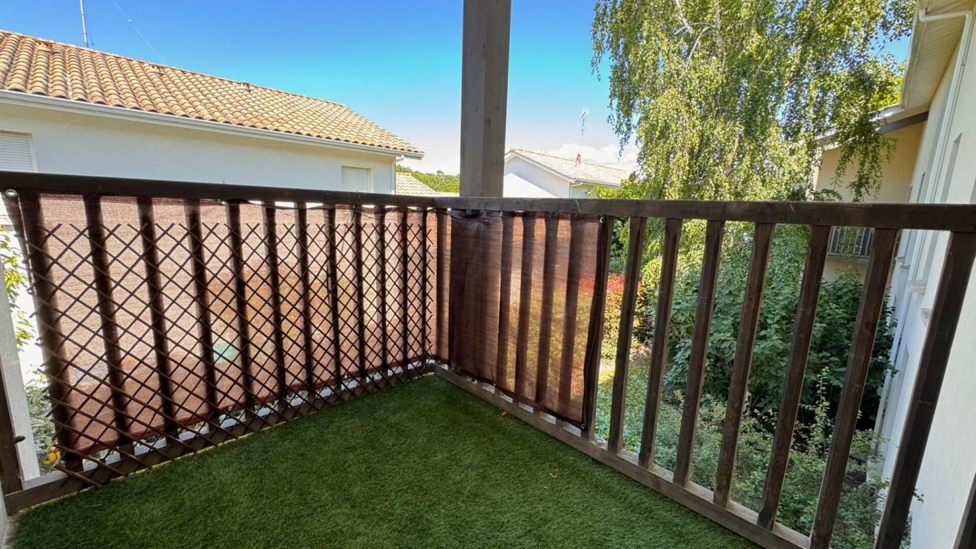 APPARTEMENT T3 au 1er Etage