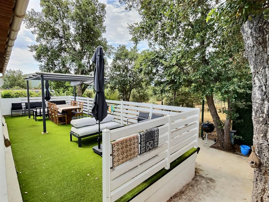 ROQUEBRUNE-SUR-ARGENS Chalet Roquebrune Sur Argens 3 pièces 55 m2 2