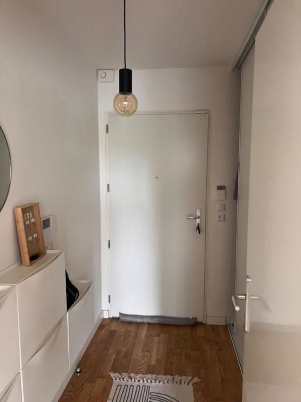 LENS T3 de 67 m² avec balcon, parking et équipements modernes 4