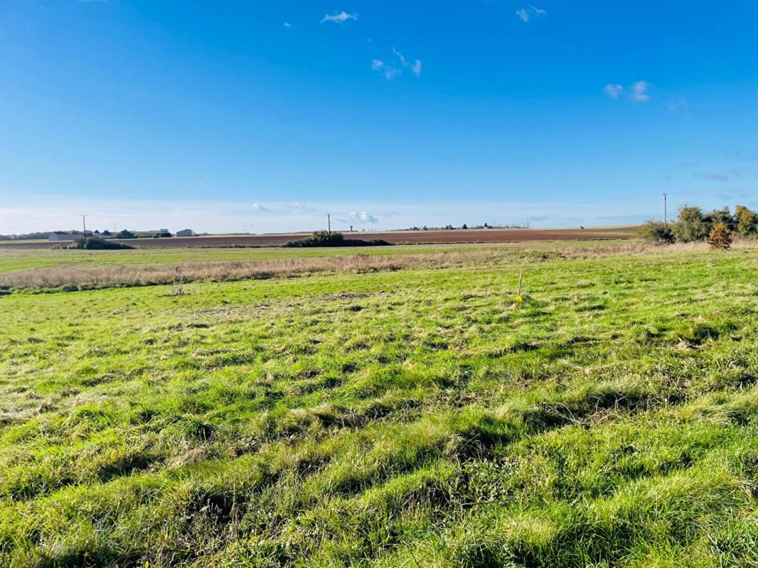 Terrain viabilisé 878 m2 à 15 min de Dreux