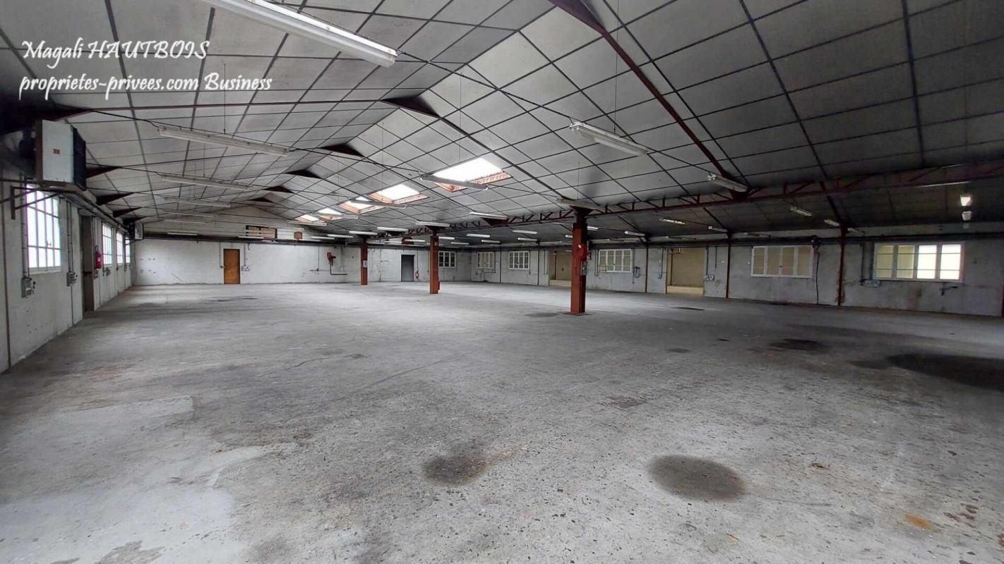 SAINT-HILAIRE-DU-HARCOUET Entrepôt / local industriel Les Loges Marchis 3