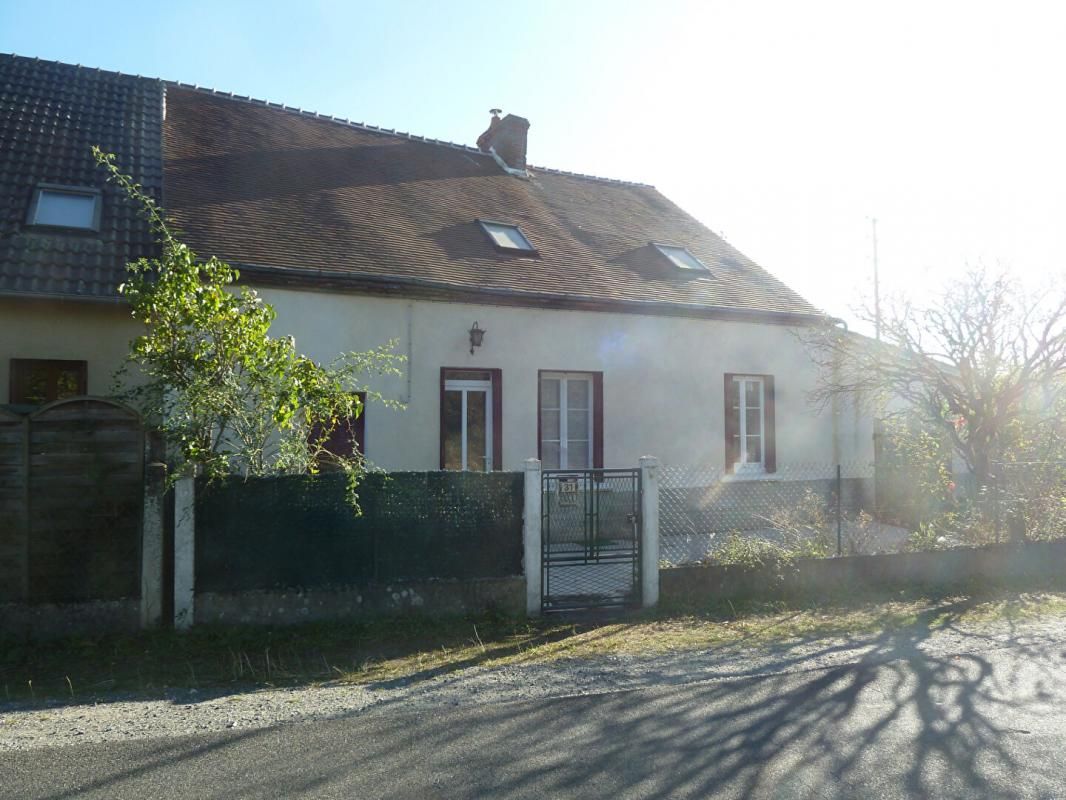 Maison Eguzon Chantome 4 pièce(s) 81 m2