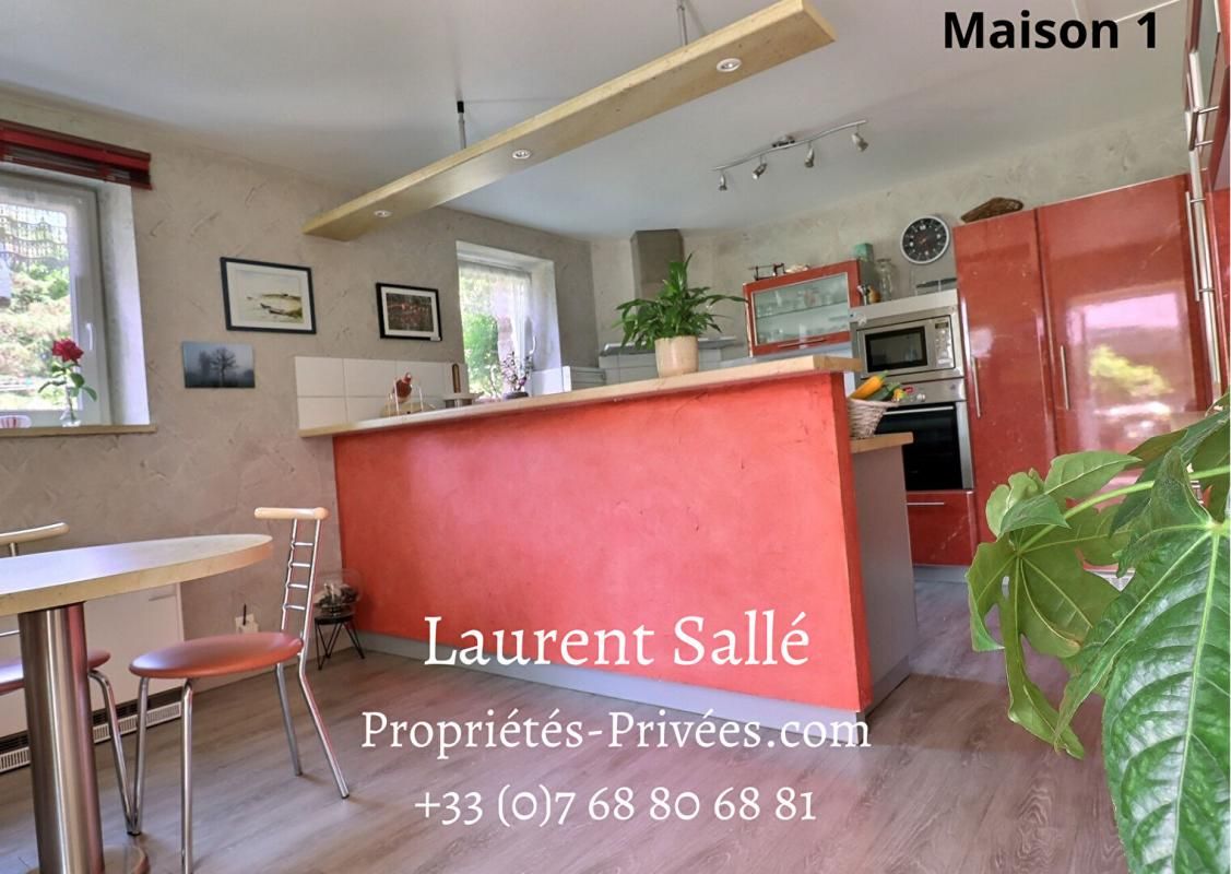 CADEN Ensemble de 2 Maisons (dont 1 Gîte) 7 pièce(s) 170 m2 3