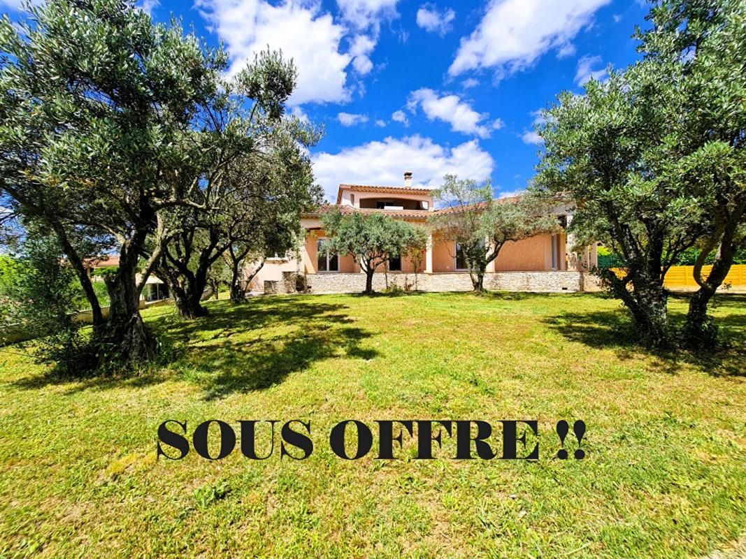 COUP DE COEUR ! Très Belle villa familiale dans secteur résidentiel