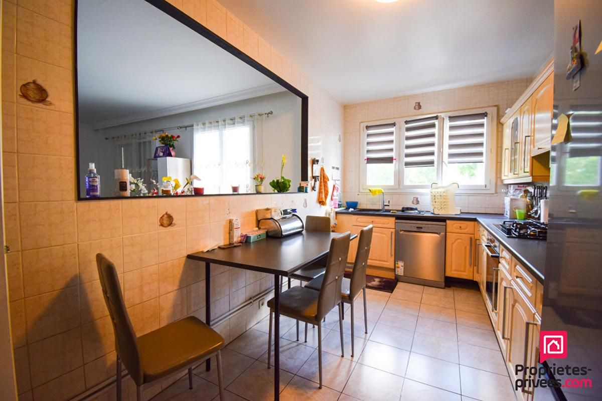 DRANCY APPARTEMENT T3 Avec Balcon à 93700 DRANCY 2