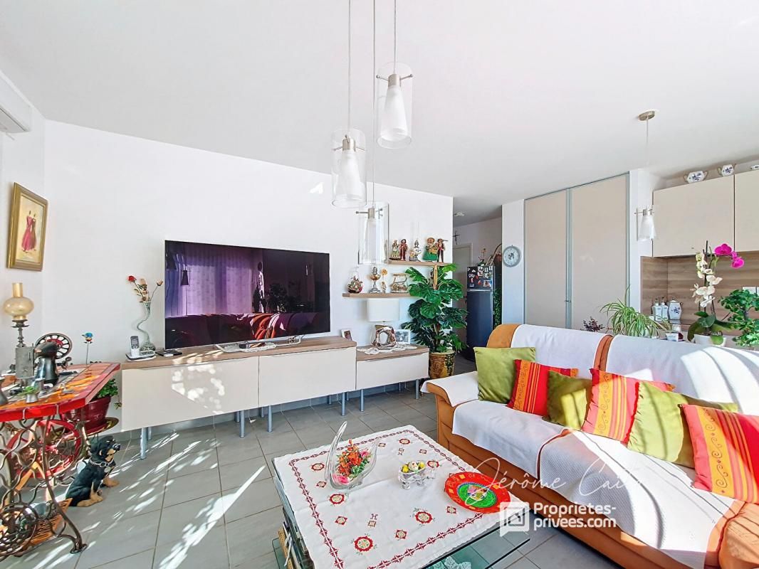 Appartement Nimes 2 pièce(s) 45 m2