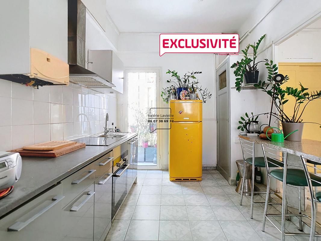 MARSEILLE (13001) - LYCEE THIERS - Exclusivité - Appartement 3/4 pièces + balcon - 85 m2
