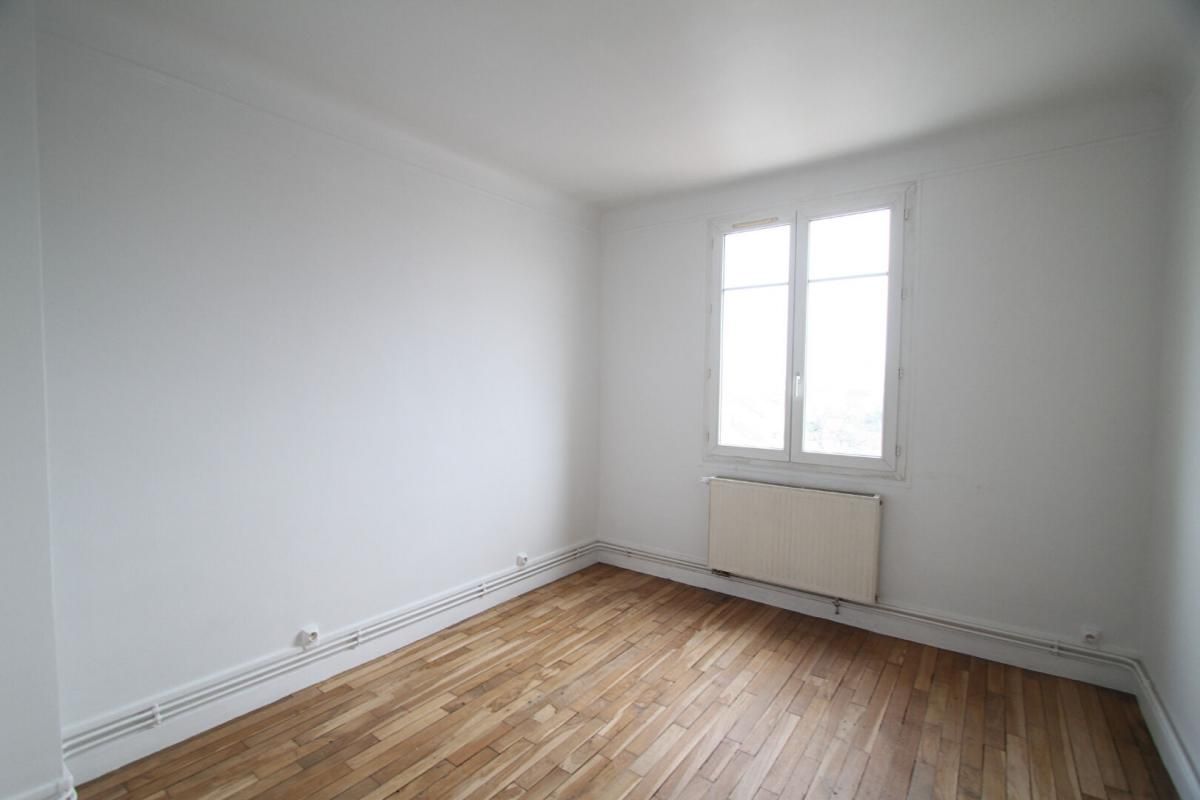 LA COURNEUVE Appartement rénové La Courneuve 2 pièces 30 m2 3