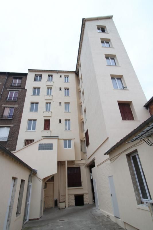 Appartement rénové La Courneuve 2 pièces 34 m2