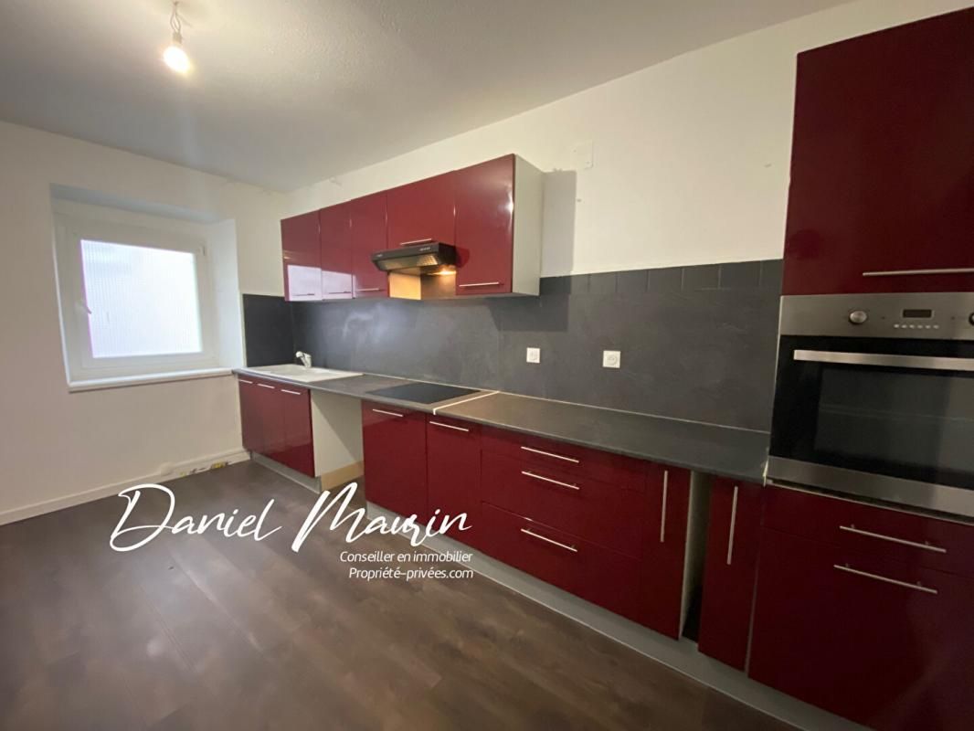 BITCHE DUPLEX lumineux avec 3 CHAMBRES dans une copropriétés de 2 appart 3