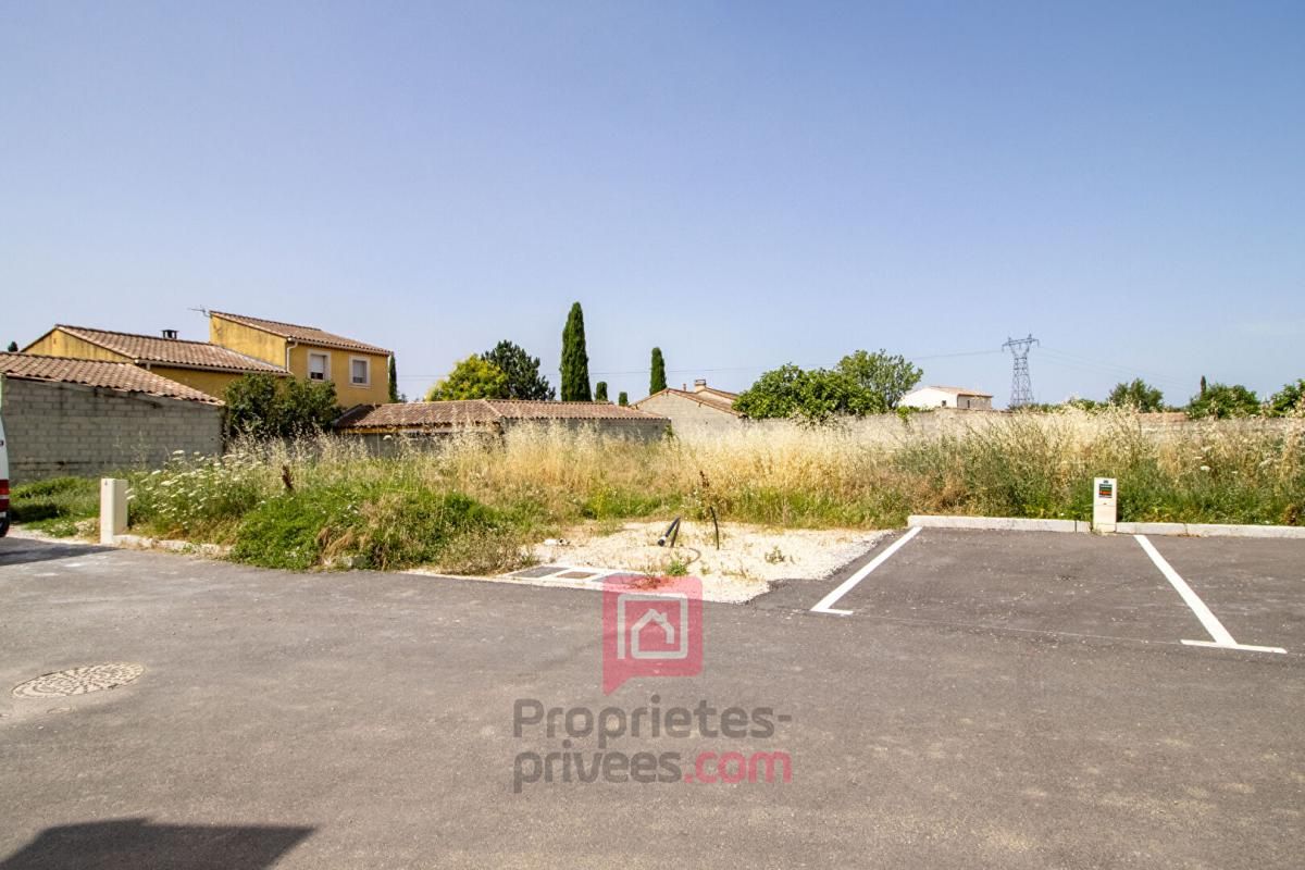 AUBIGNAN Opportunité: Terrain Calme de 568 m2 LIBRE CONSTRUCTEUR , Aubignan 84810 en campagne 2