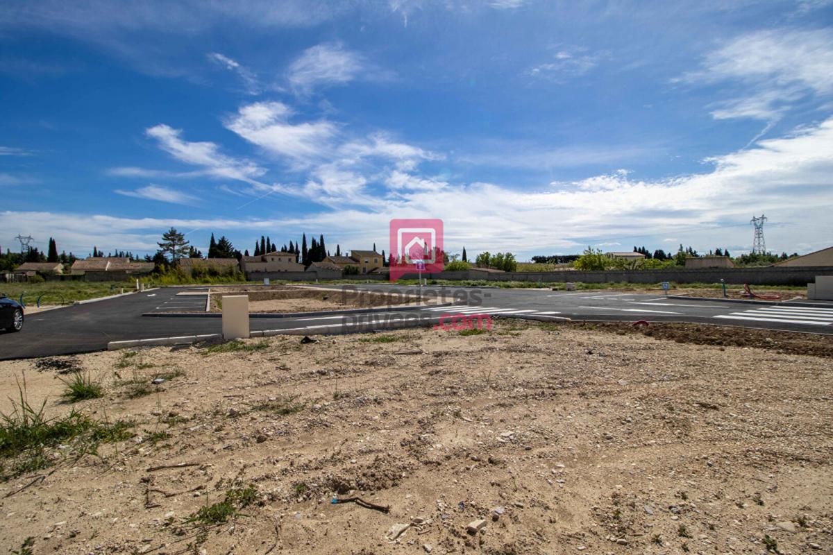 AUBIGNAN Opportunité: Terrain Calme de 568 m2 LIBRE CONSTRUCTEUR , Aubignan 84810 en campagne 3