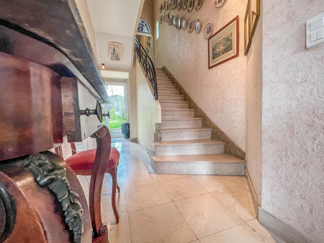 HARBONNIERES Tres belle maison   de 220m2 ,12 pièces ,6 chambres  sur une parcelle de 1547 m2 HARBONNIERES 3