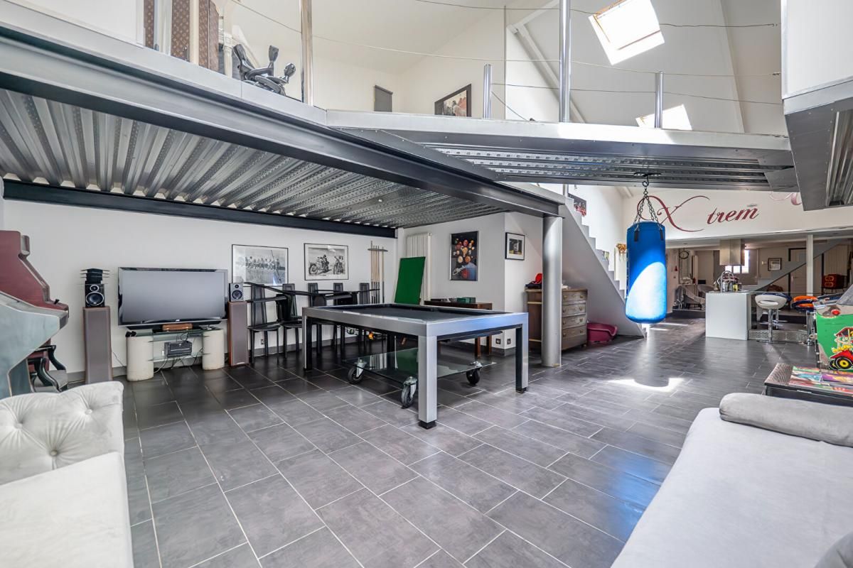 ASNIERES-SUR-SEINE Loft Asnieres Sur Seine 6 pièces 200 m2 3