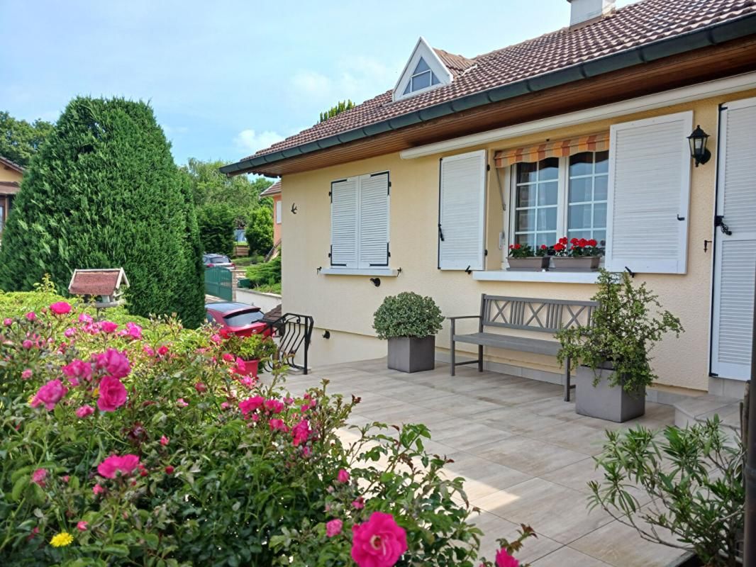 Maison Lons le Saunier 6 pièces 107 m²