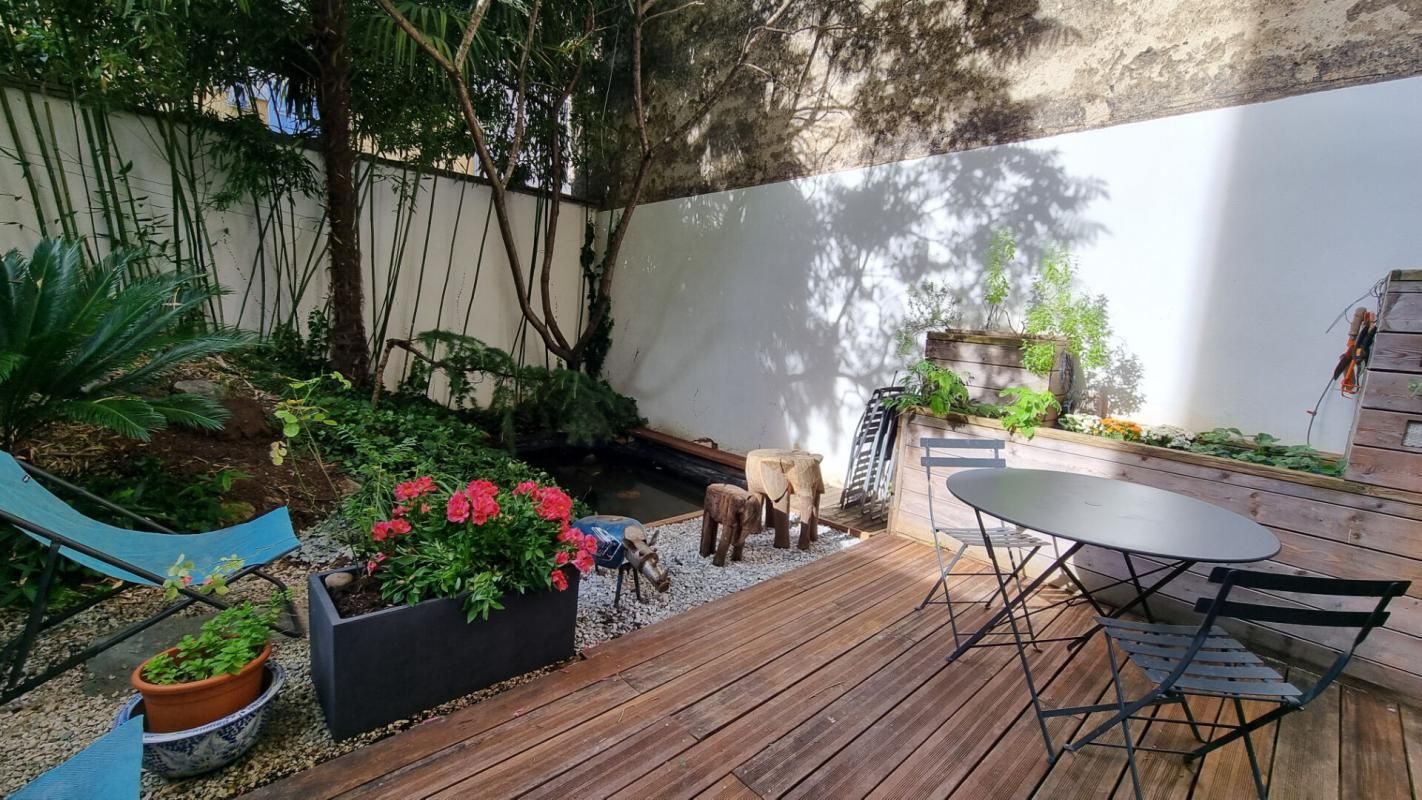 LYON-3E-ARRONDISSEMENT Appartement Lyon Loft 3 pièces 142 m2 avec jardin 2