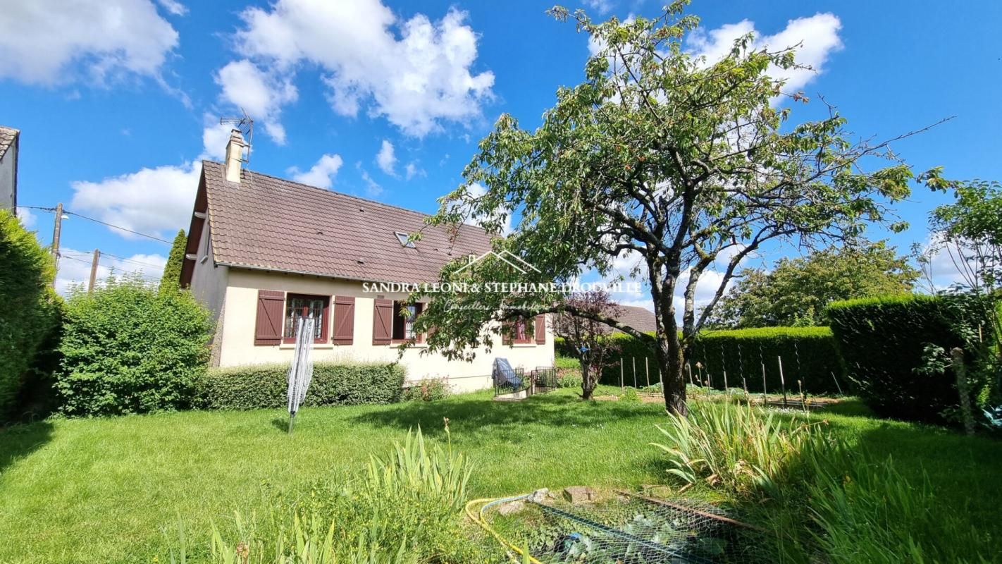 MAINTENON Charmante Maison de 137 m², 7 pièces, 4 chambres proche Maintenon. Ref annonce : 369906 2