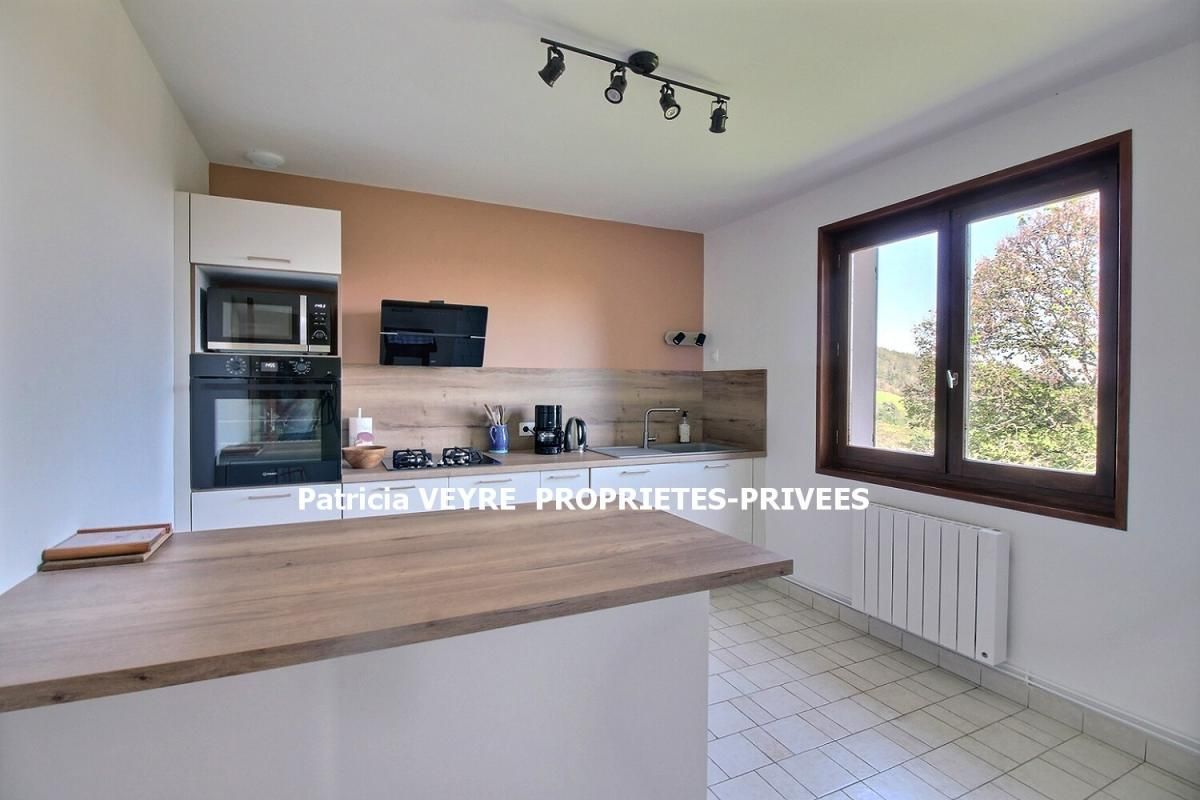 CHAMPDIEU Maison Champdieu de 138 m2 sur 1 619 m² de terrain 3