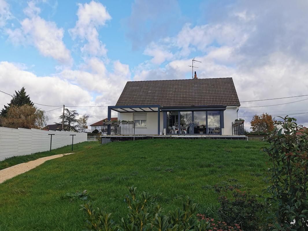 MEREAU MEREAU Pavillon très bien refait dans quartier calme recherché 2
