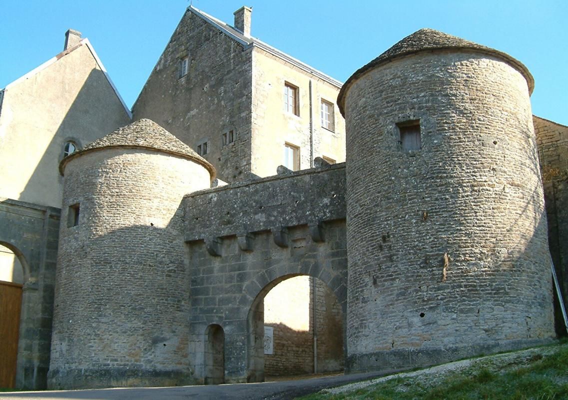 SEMUR-EN-AUXOIS SECTEUR SEMUR EN AUXOIS - Fonds de commerce Hôtel / Restaurant 3