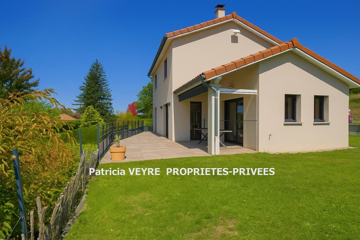 TARENTAISE TARENTAISE (42660) maison de 2017 de130 m2, quatre chambres sur un terrain de 567 m² 1