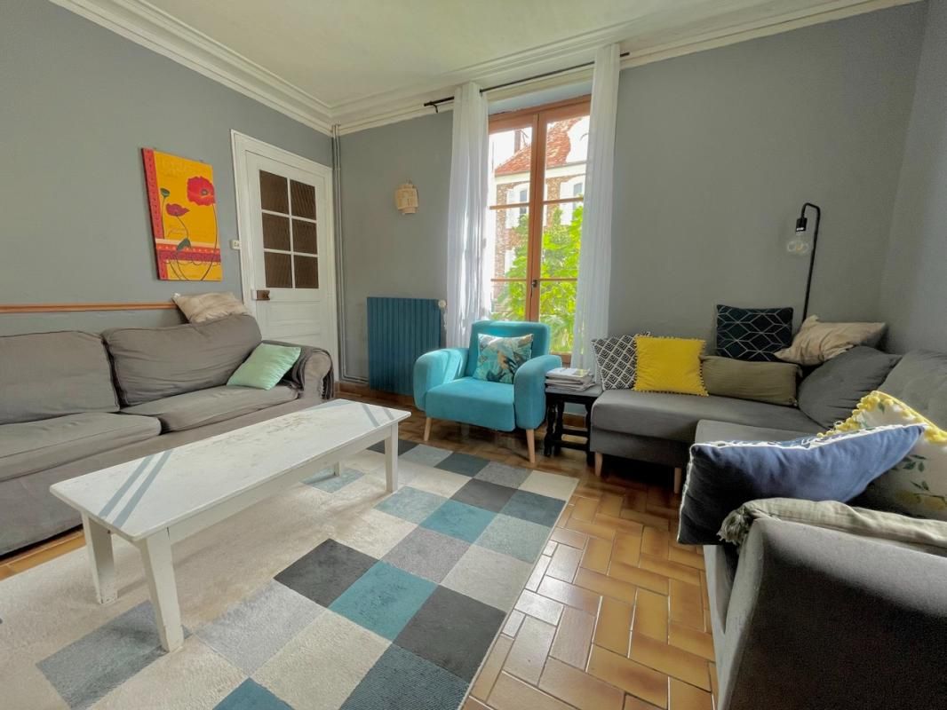 FONTENAY-TRESIGNY Maison La Houssaye En Brie 5 pièce(s) 3 chambres 97 m2 3