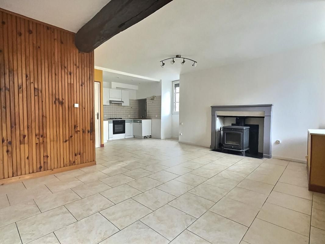 GYE-SUR-SEINE Maison à Gyé Sur Seine 6 pièce(s) 135 m2 2