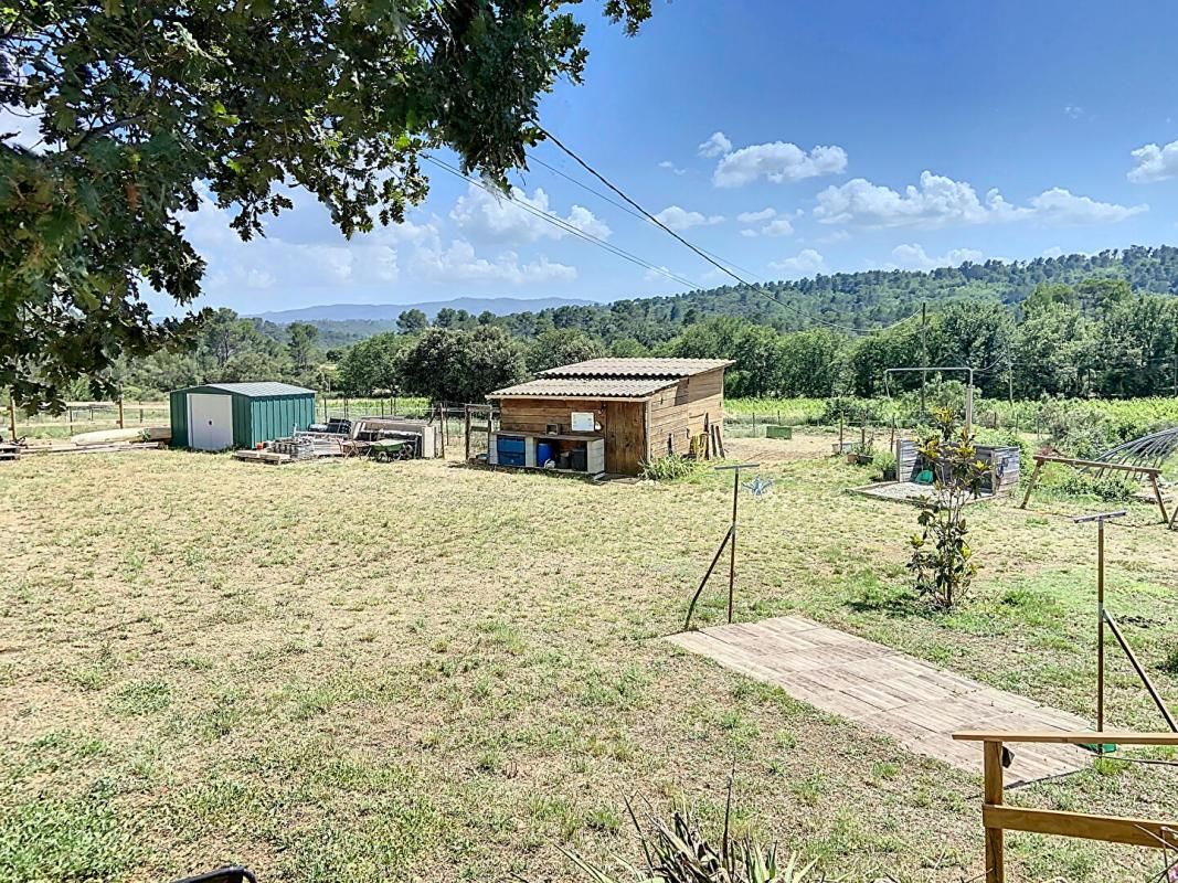 Propriété sur 9500m² de terrain - Barjols