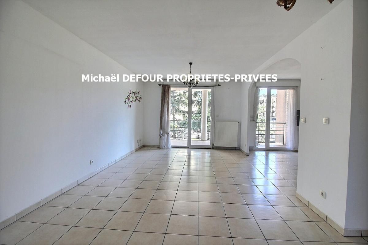 FIRMINY FIRMINY 42700 Appartement type T3 de 82 m² avec balcon, cave et place de parking 2