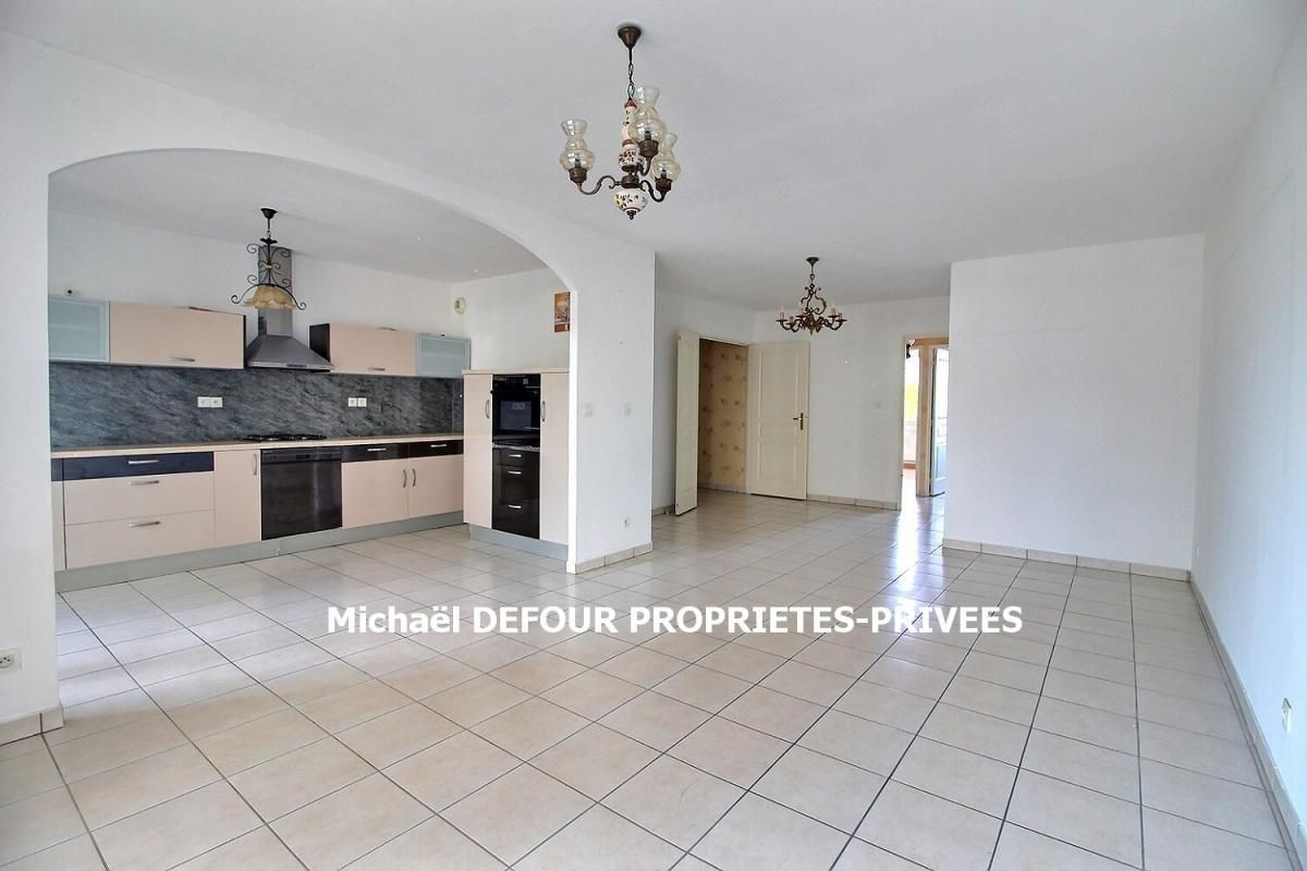 FIRMINY FIRMINY 42700 Appartement type T3 de 82 m² avec balcon, cave et place de parking 3