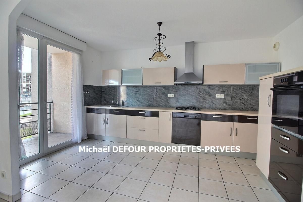 FIRMINY FIRMINY 42700 Appartement type T3 de 82 m² avec balcon, cave et place de parking 4