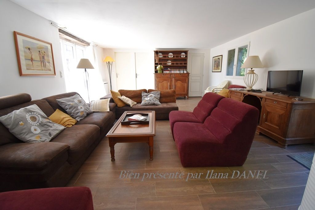 LES SABLES-D'OLONNE Maison Les Sables d'Olonne 6 pièces 152 m2 2